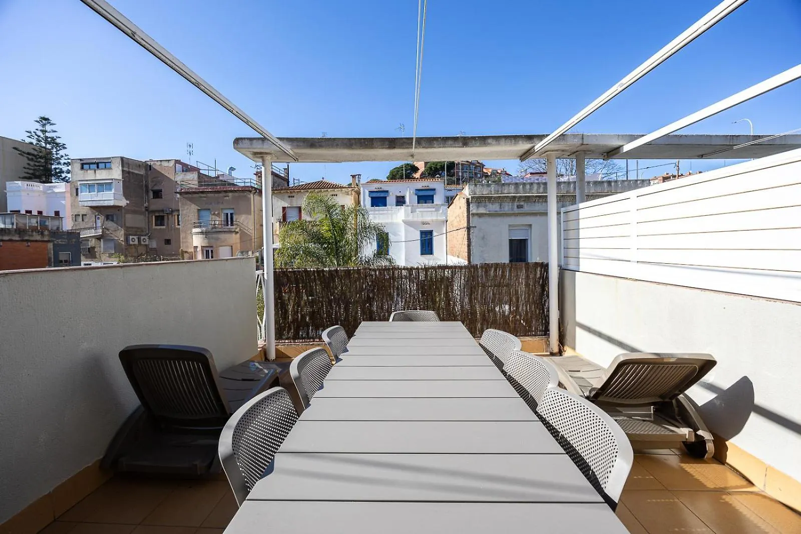 House 5 Mins From Montgat Beach Holiday home