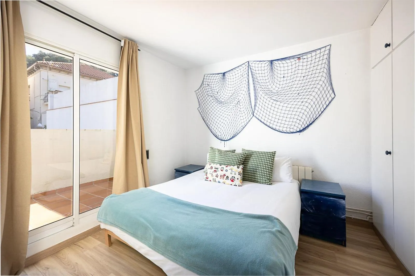 Holiday home House 5 Mins From Montgat Beach