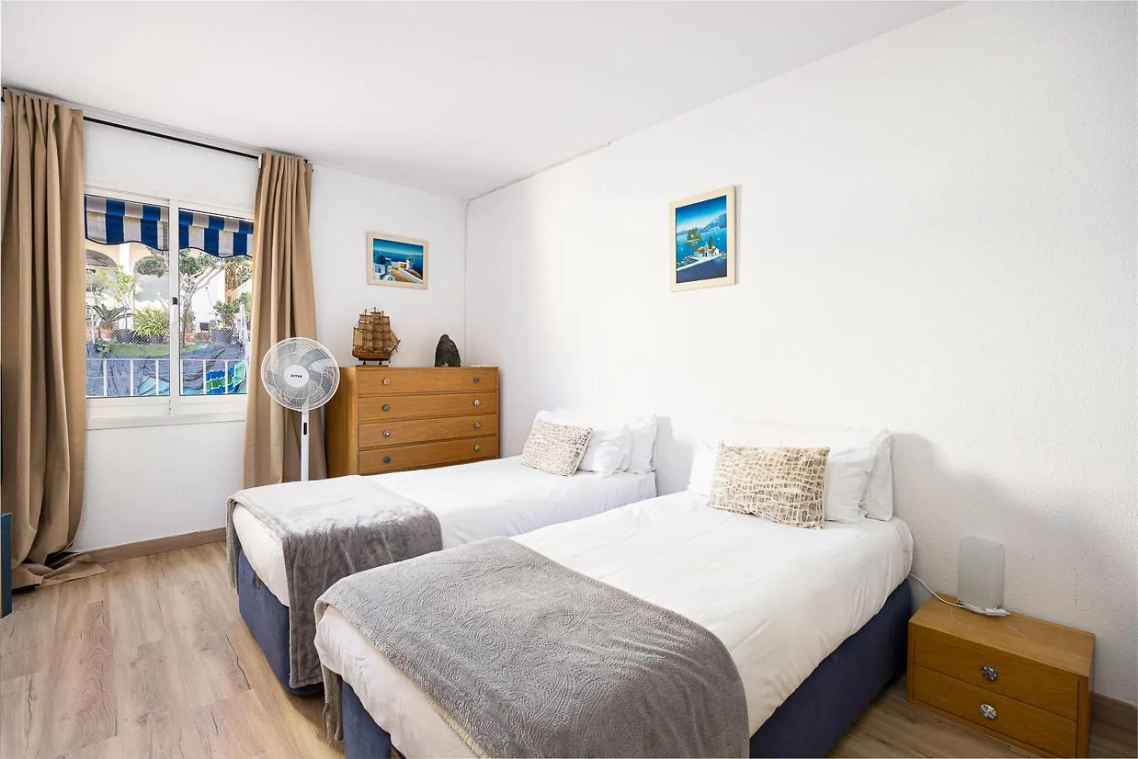 House 5 Mins From Montgat Beach